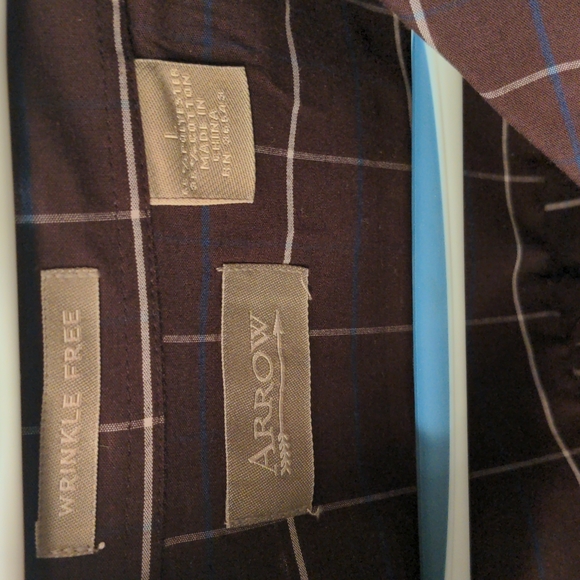 Maroon long sleeve dress shirt - Picture 3 of 3